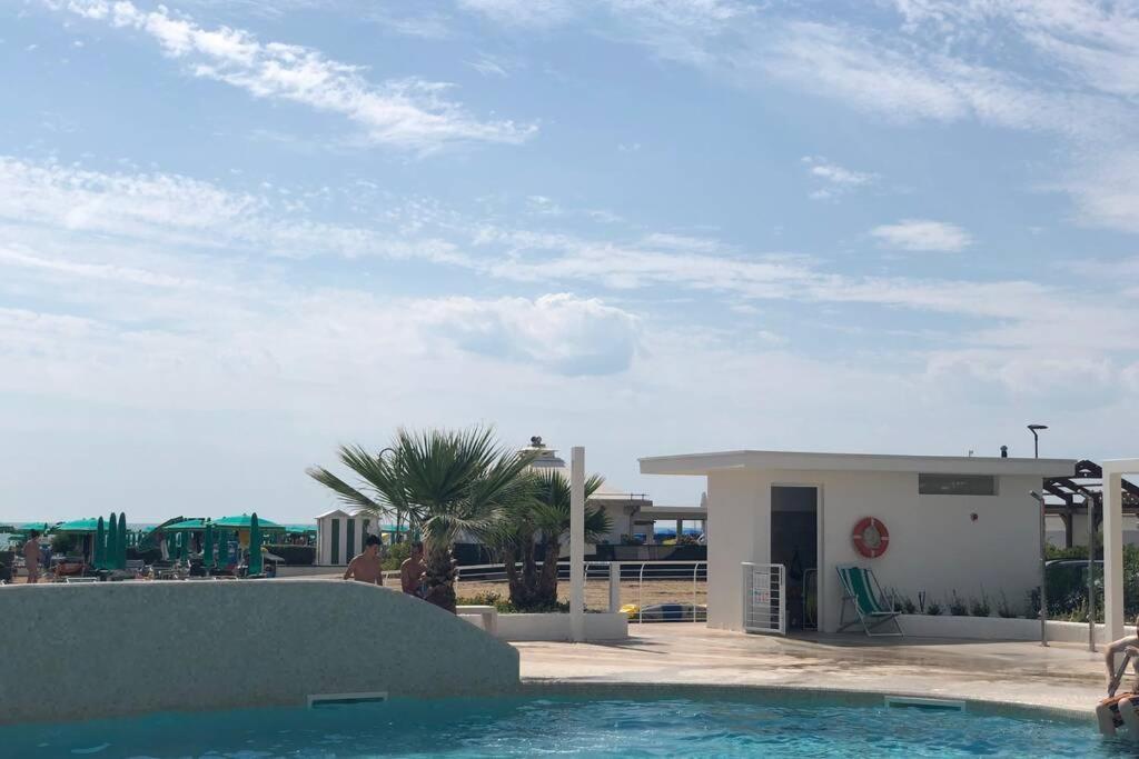 El Palmar Residence Vista-Mare E Vista-Piscina Лидо-ди-Езоло Экстерьер фото
